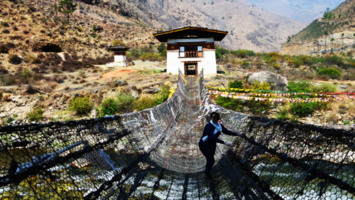 Discover Himalayas: Gangtok, Darjeeling and Bhutan
